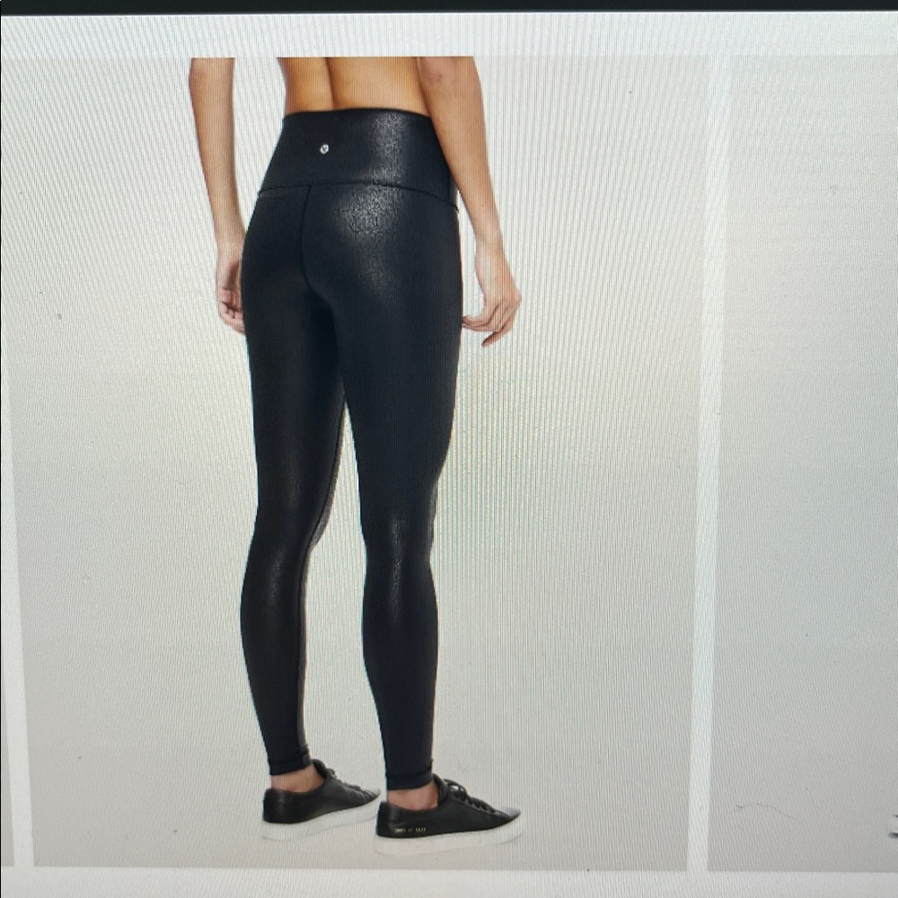 lululemon athletica Wunder under HR Black Leggings 10